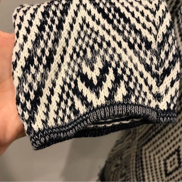 Chico's geometric print fringed cardigan - Picture 6 of 14